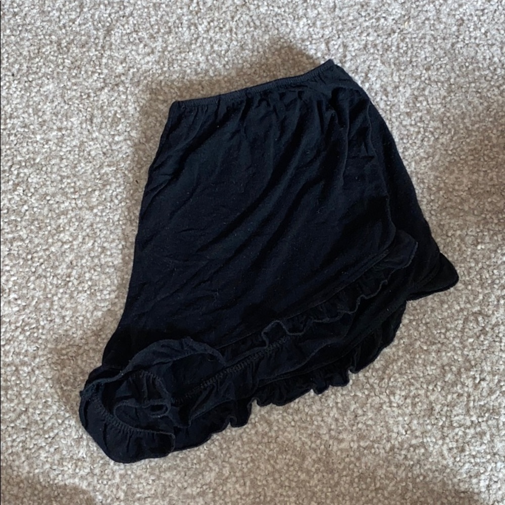 Brandy Melville black frilly shorts